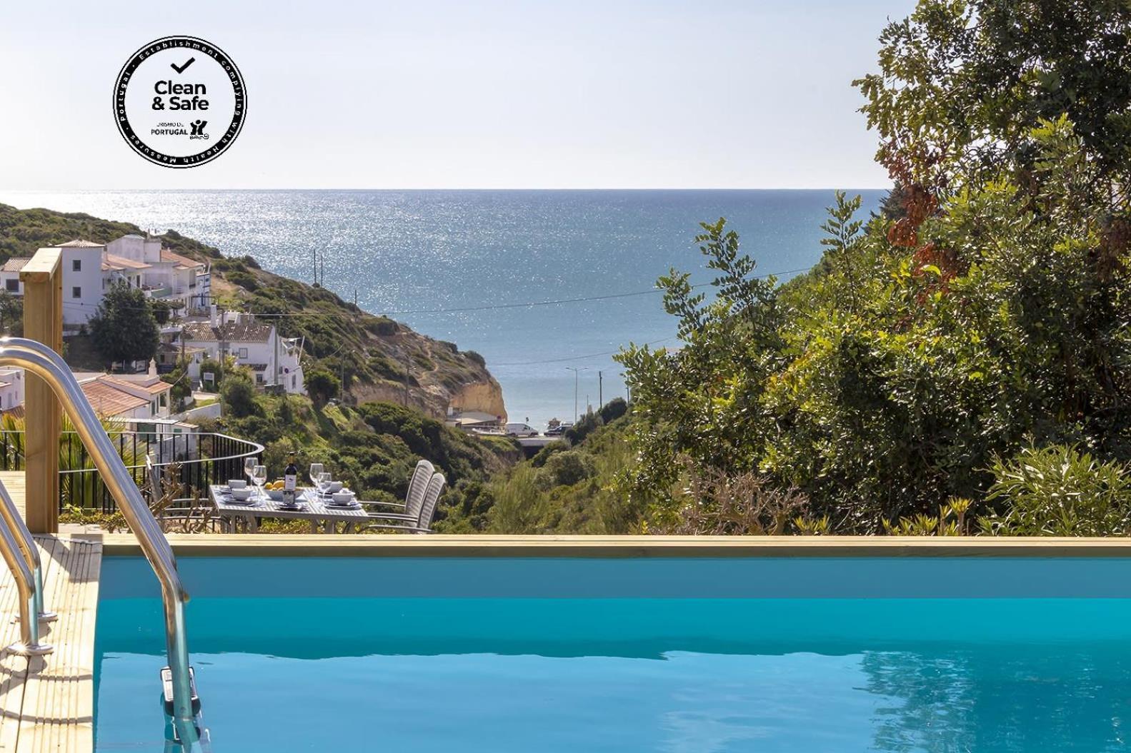 Diane Luxury Ocean Views Pool Ferienhaus *